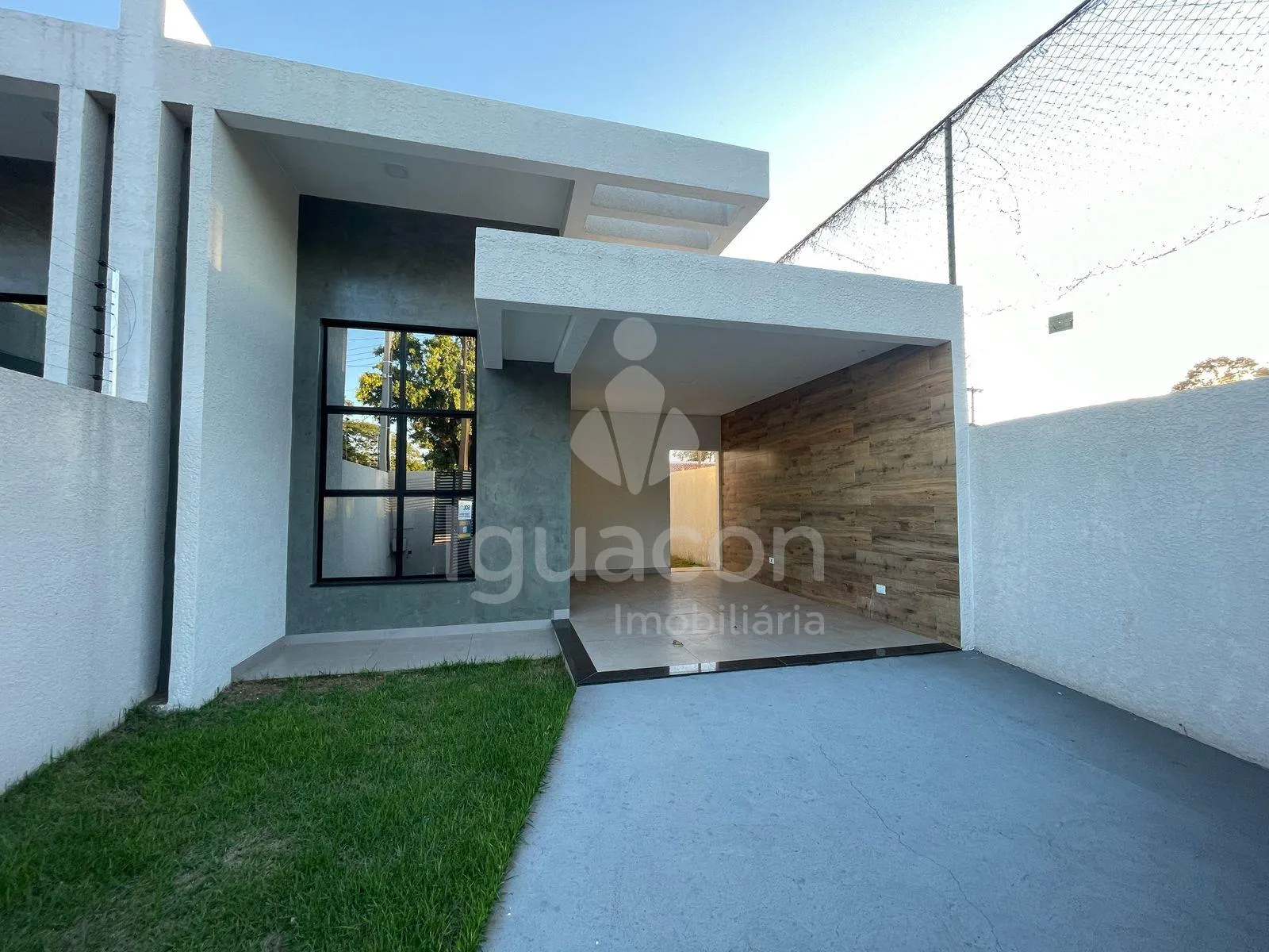 Casa 2 dormitórios em Parque Presidente, Foz do Iguacu, foto 1