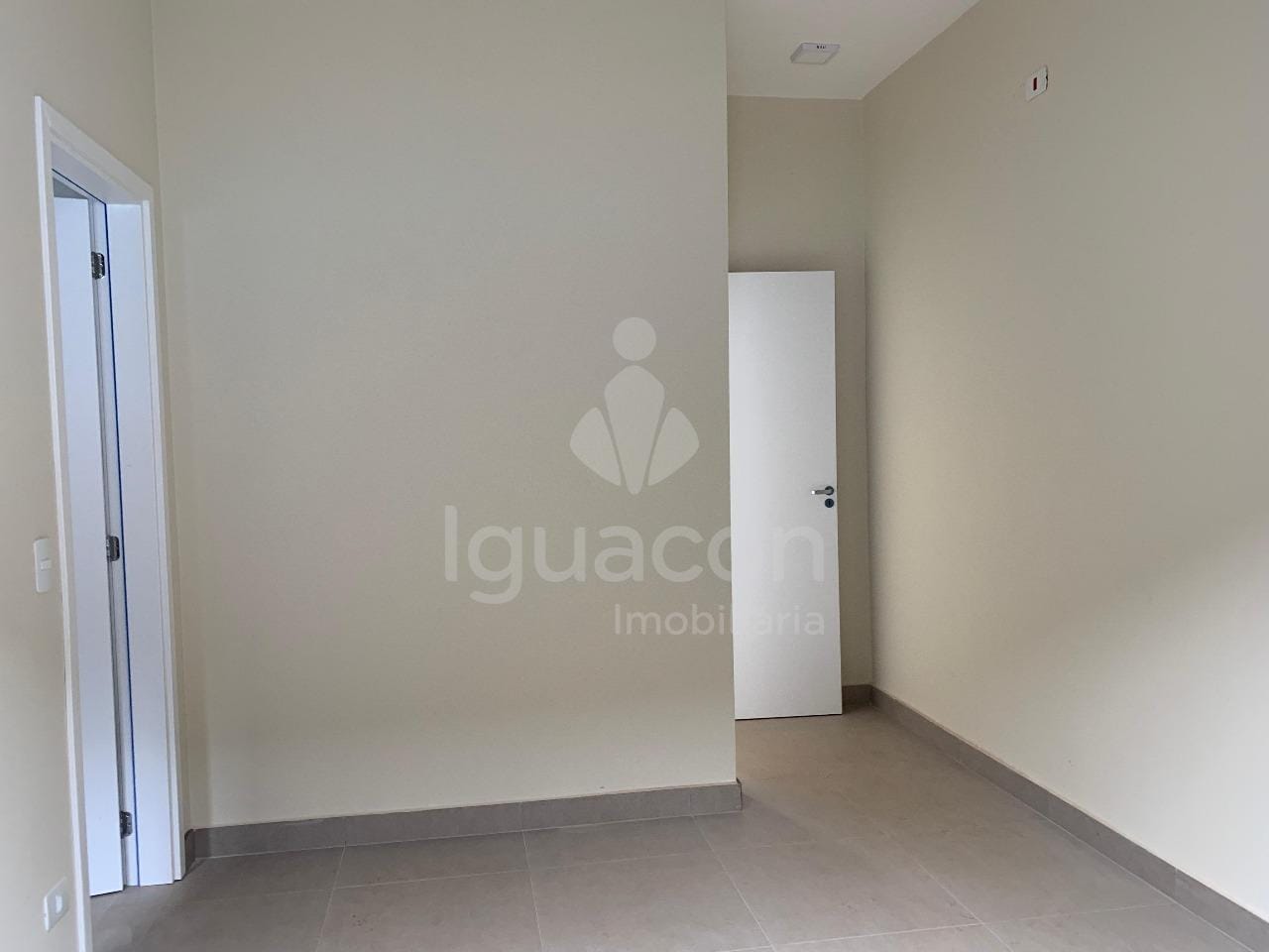 Casa com 02 Dormitórios sendo 01 Suite no Residencial Ilha Bella no Cognópolis — foto 1
