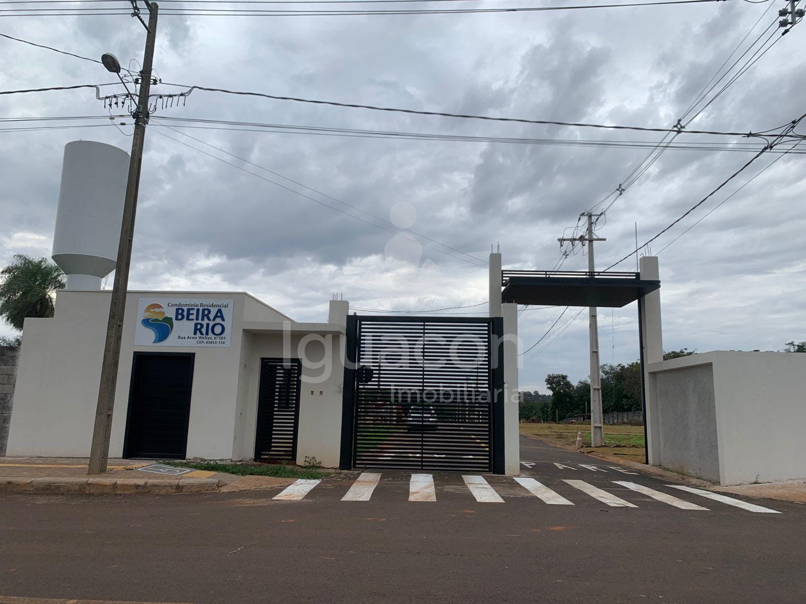 Terreno de 300m² no Condomínio Residencial Beira Rio próximo a Avenida General Meira — foto 1
