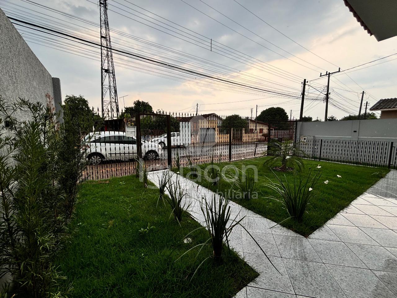 Casa com 03 Dormitórios sendo 01 Suite com Churrasqueira no Três Lagoas — Jardim Novo Mundo · Foz do Iguacu