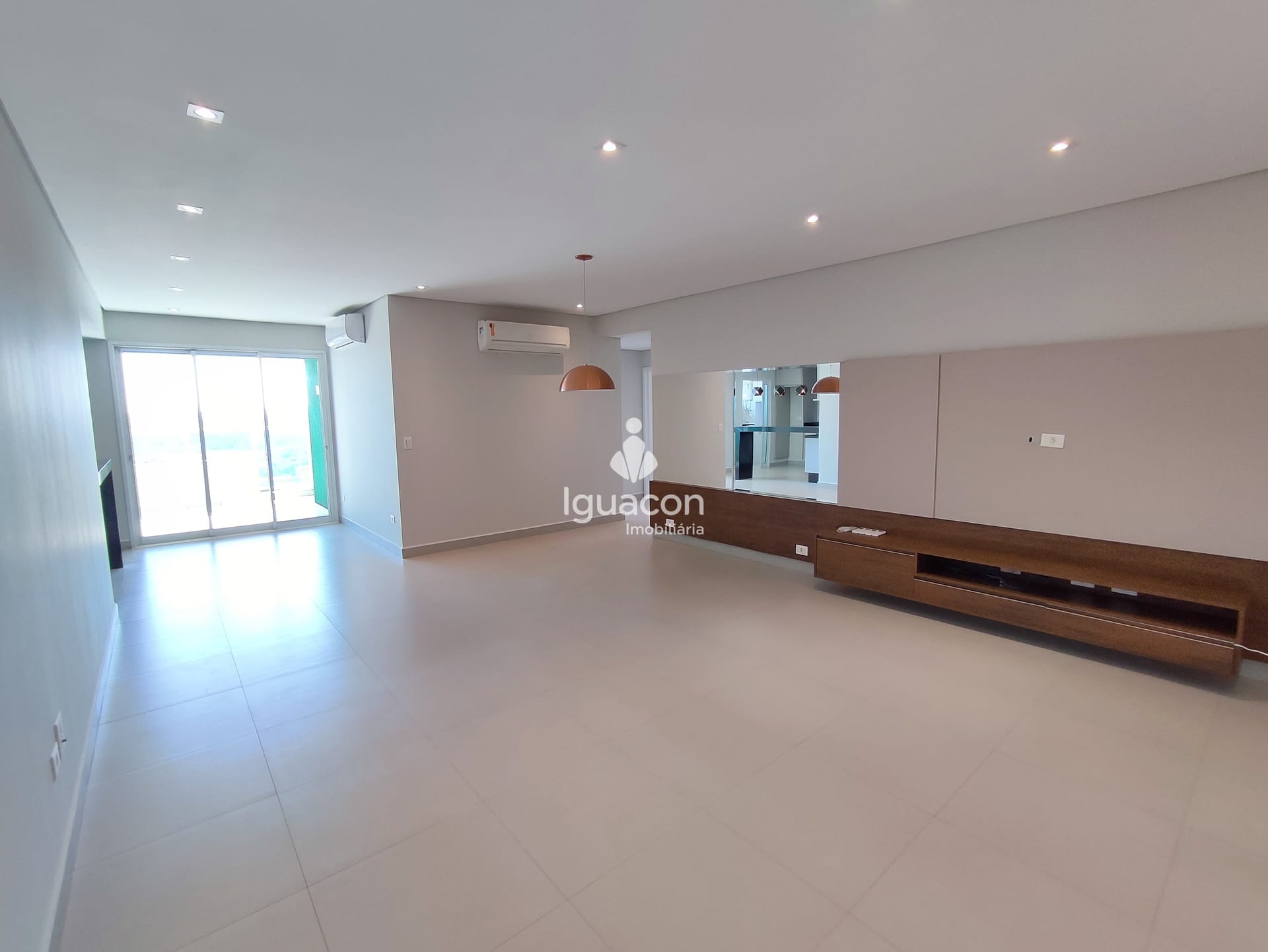 Apartamento 2 dormitórios em Centro, Foz do Iguaçu, foto 2