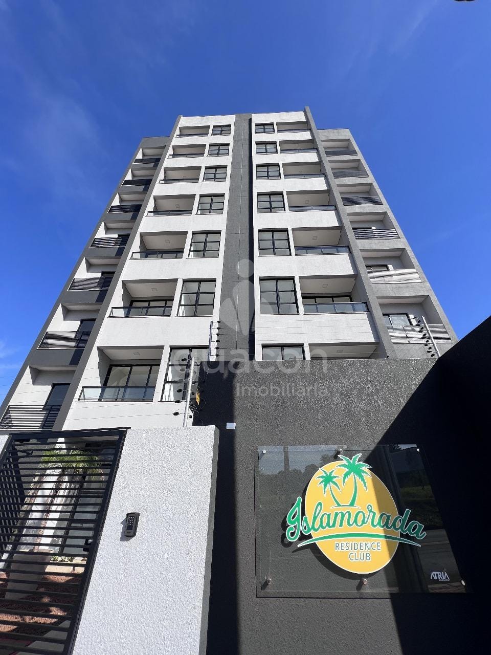 Apartamento Semi Mobiliado com 02 Dormitórios e Churrasqueira no Islamorada Residence Club — foto 2