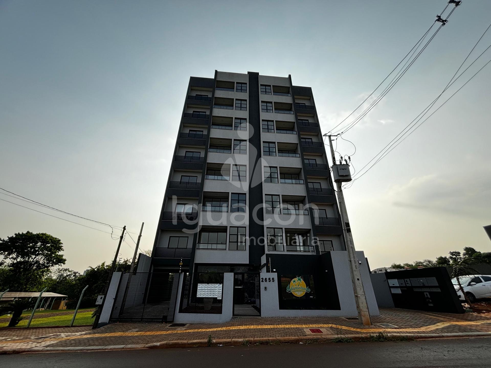 Apartamento com 03 Dormitórios sendo 02 Suites e Churrasqueira no Islamorada Residence Club — foto 1
