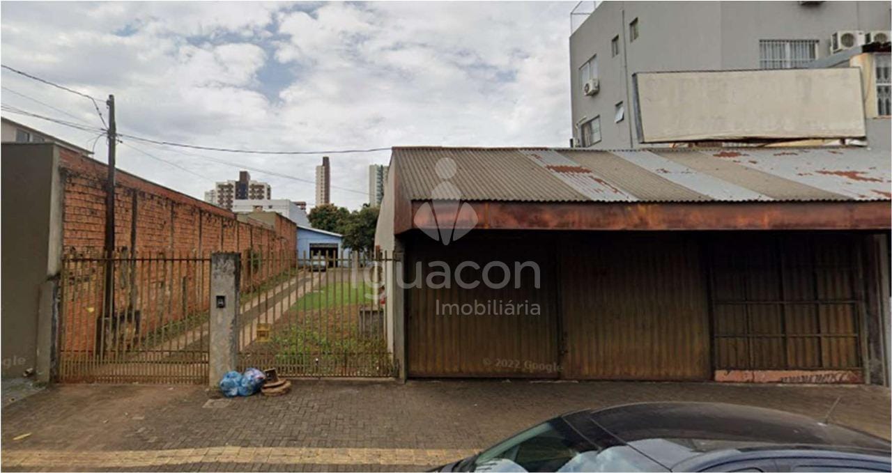 Terreno de 2.100m² no Centro Fácil Acesso a Avenida Brasil e Avenida Paraná — foto 1