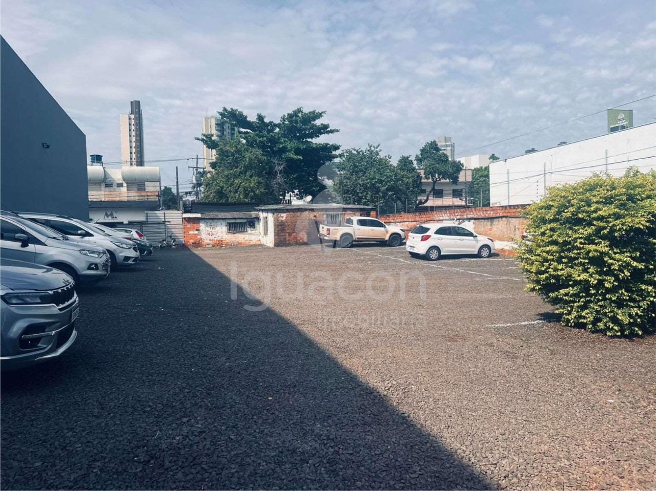 Terreno de 2.100m² no Centro Fácil Acesso a Avenida Brasil e Avenida Paraná — foto 2