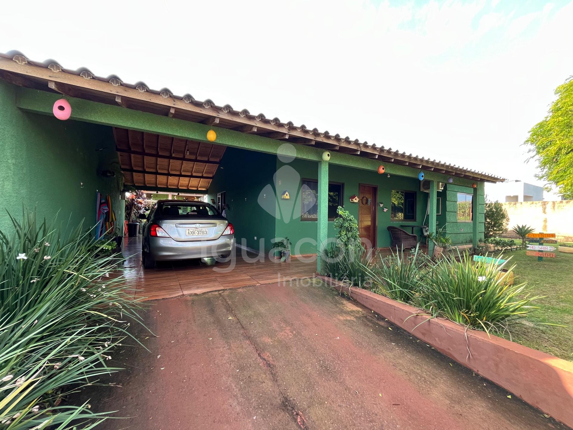 Casa com 04 Dormitório sendo 01 Suíte no Lote Grande em Região Rural — foto 1