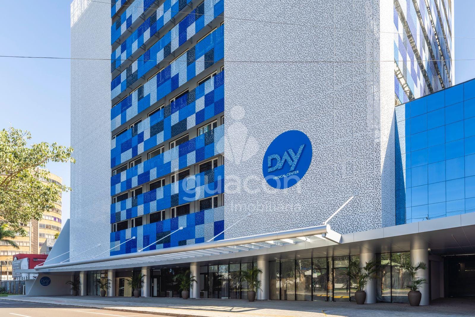 Consultórios de 41m² a 62m² no Day Medical Center no Centro — foto 1