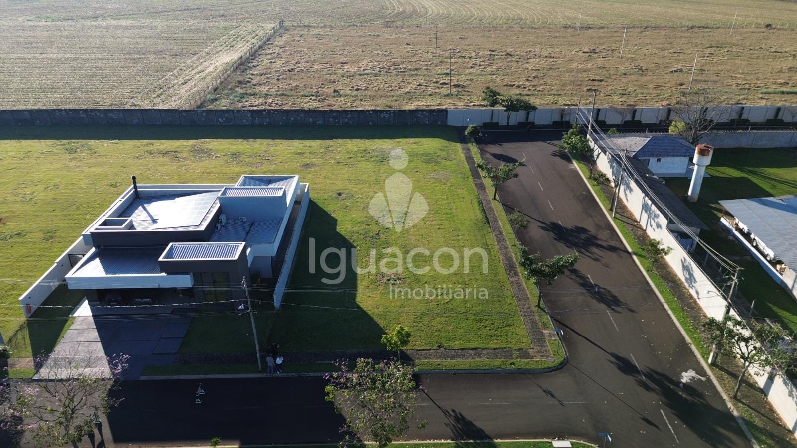 Terreno de 661m² no Condomínio Reserva do Iguaçu próximo ao Mercado Consalter — foto 2