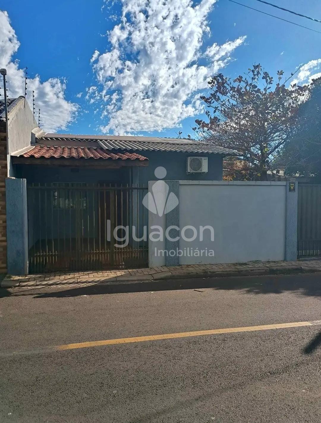 Casa com 02 Dormitórios no Jardim Panorama em Foz do Iguaçu - PR — foto 1