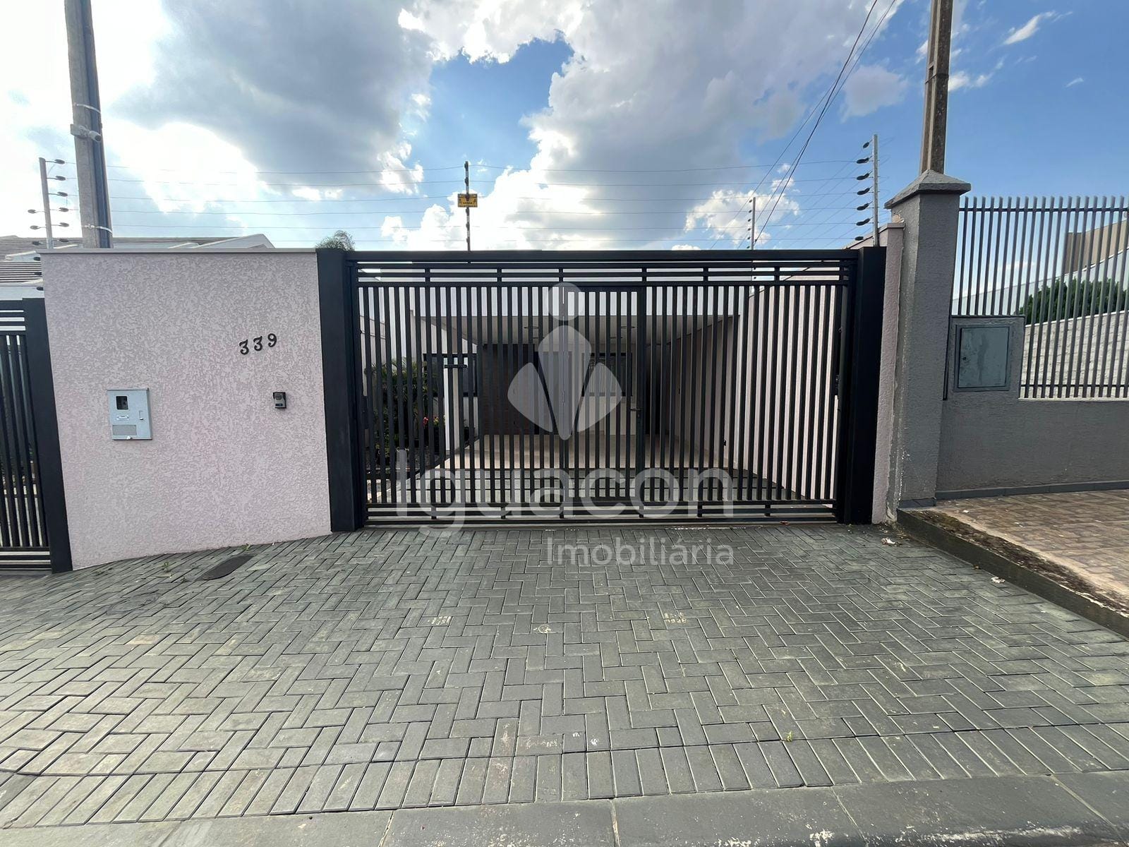 Casa com 03 Dormitórios sendo 01 Suite no Jardim Petrópolis — foto 2