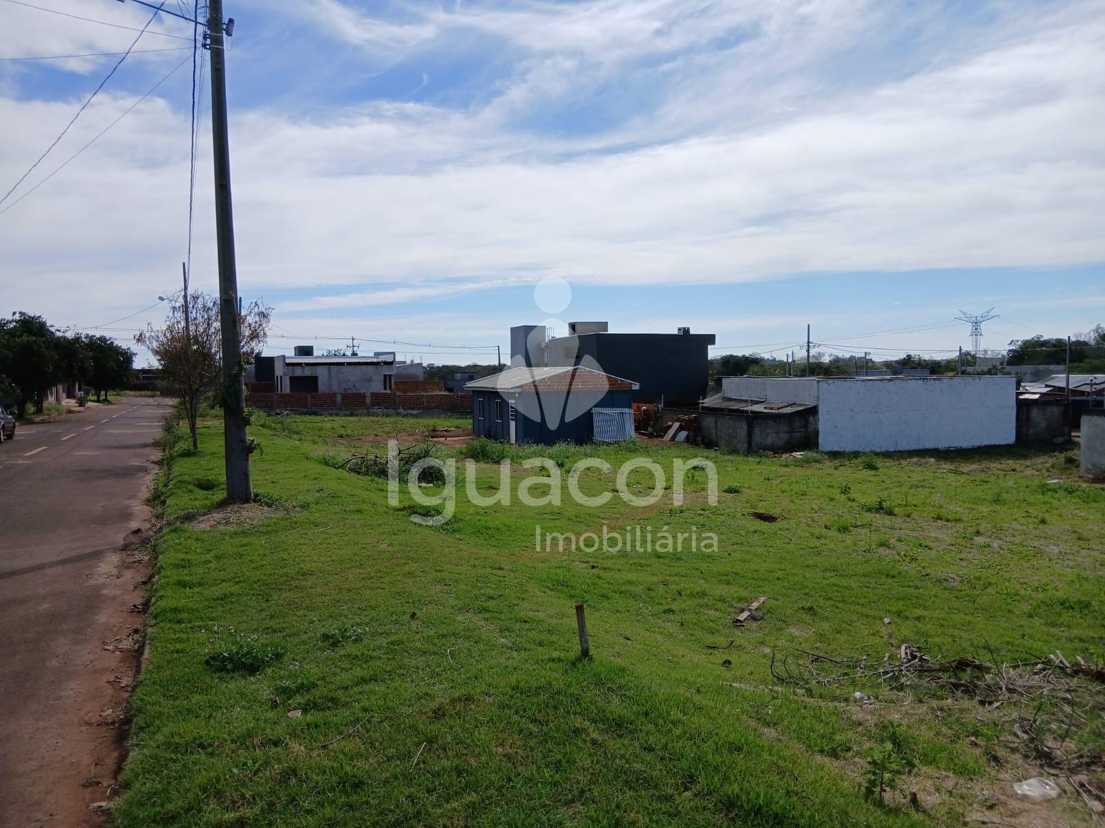 Terreno de 176,00m² no Parque da Lagoa I em Foz do Iguaçu - PR — foto 1