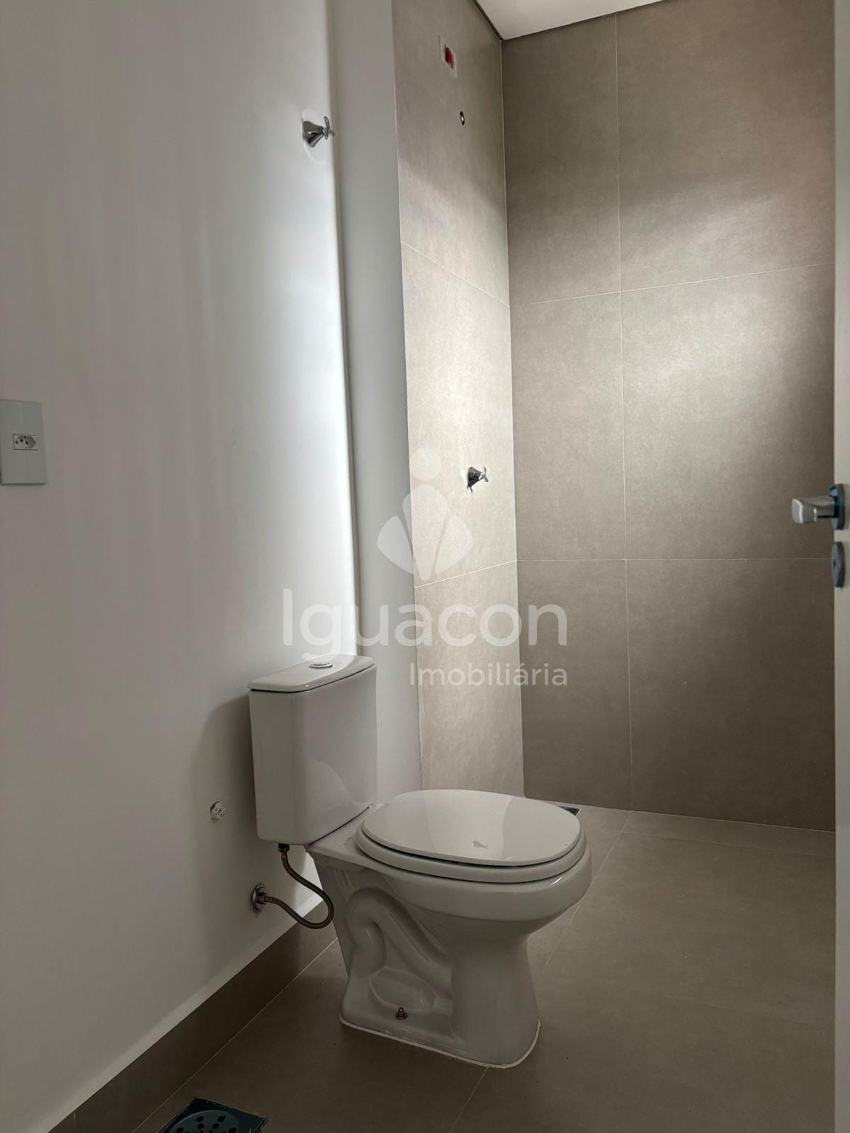 Apartamentos com 01 Dormitório e 01 Vaga de garagem no Edifício Vision Iguassu — foto 7