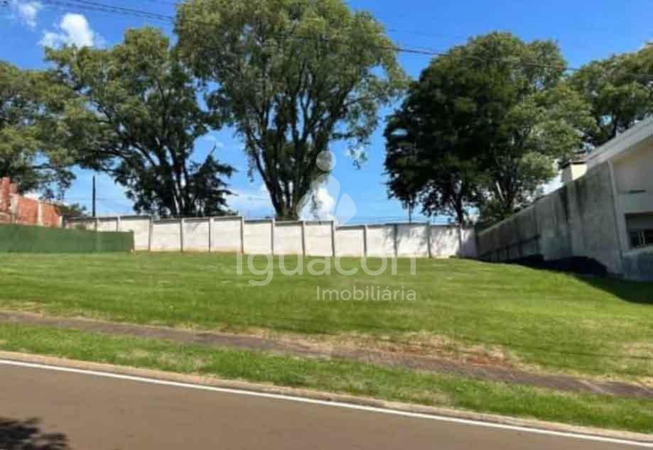 Terreno no Condomínio Porto Madero — Jardim Eldorado · Foz do Iguacu