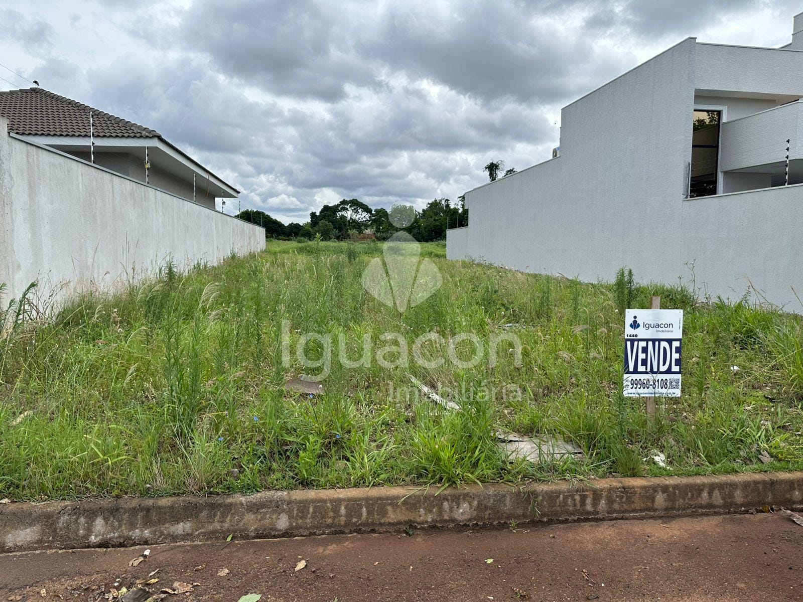 Terreno de 369,73m² no Jardim Iguaçu em Foz do Iguaçu - PR — foto 1