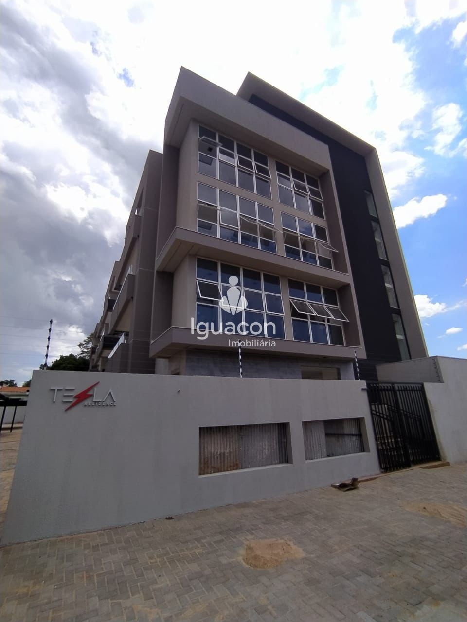 Apartamento no Residencial Tesla — Parque Presidente · Foz do Iguaçu